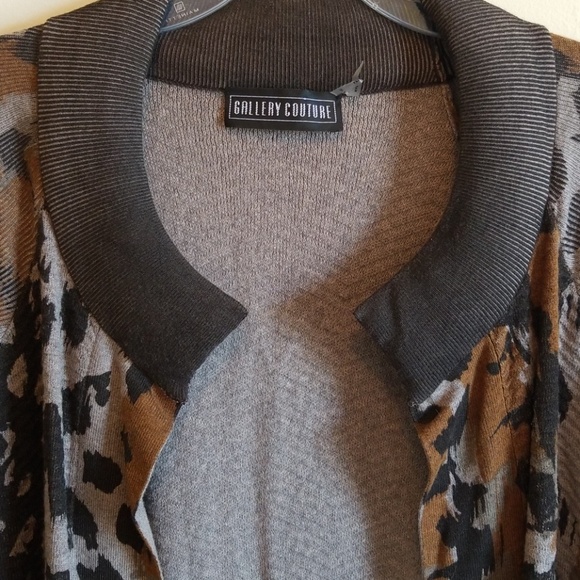 Sweater - Picture 4 of 5